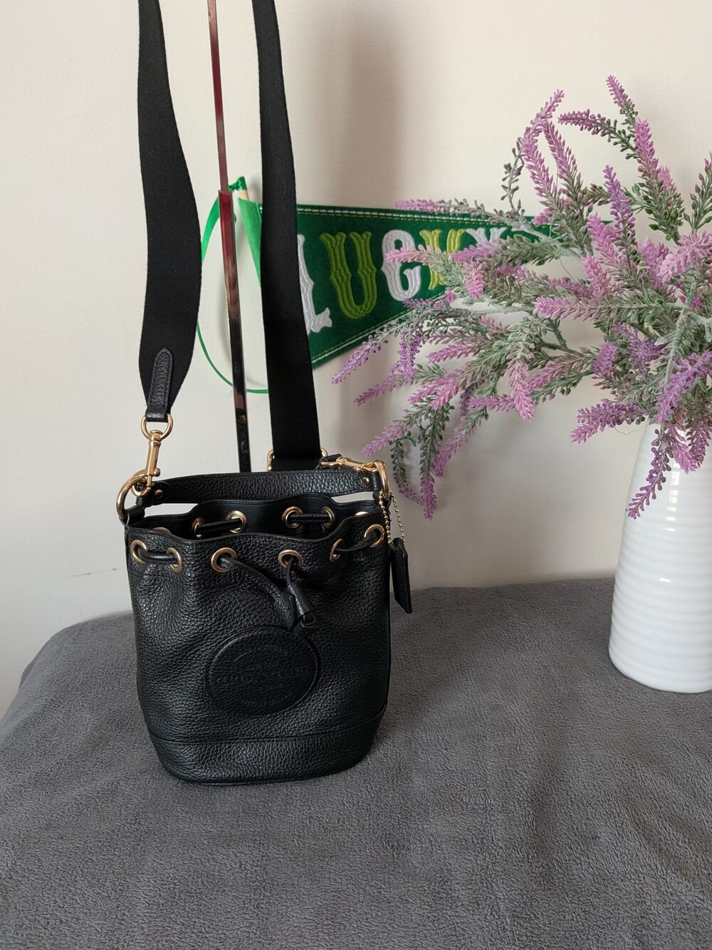 Coach mini Dempsey drawstring in black